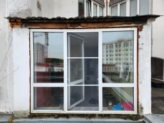 москитная сетка из оконного профиля на балконную дверь в Дзержинском москитная сетка из оконного профиля на балконную дверь в Дзержинском