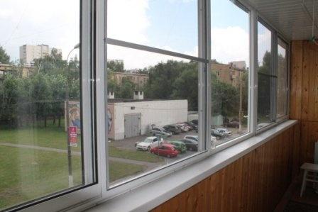 Москитная сетка на раздвижной алюминиевой конструкции Москитная сетка на раздвижной алюминиевой конструкции
