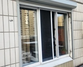 Москитная сетка плиссе горизонтальное открывание Москитная сетка плиссе горизонтальное открывание